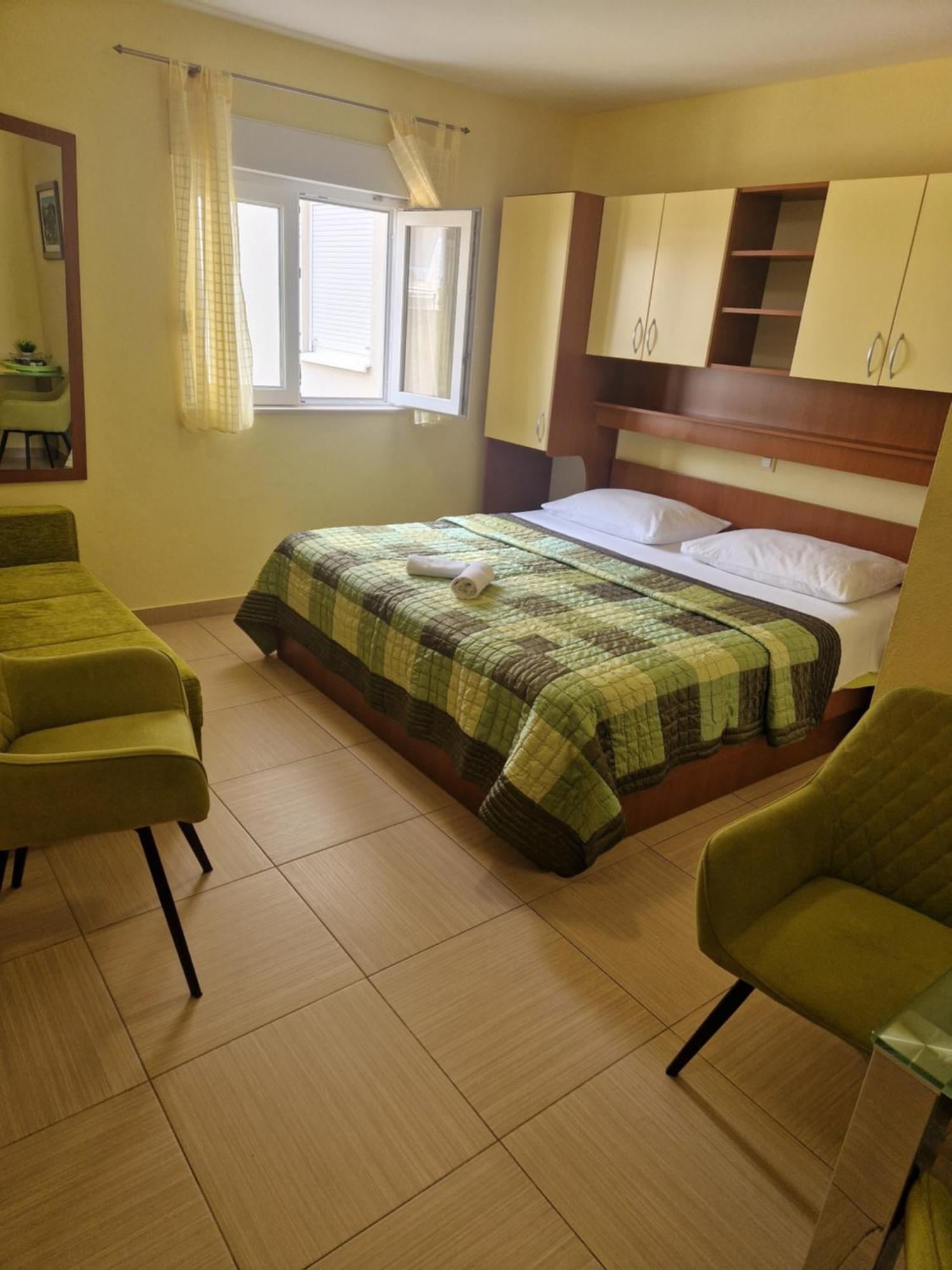 Villa Grgo Apartments Тучепи Экстерьер фото