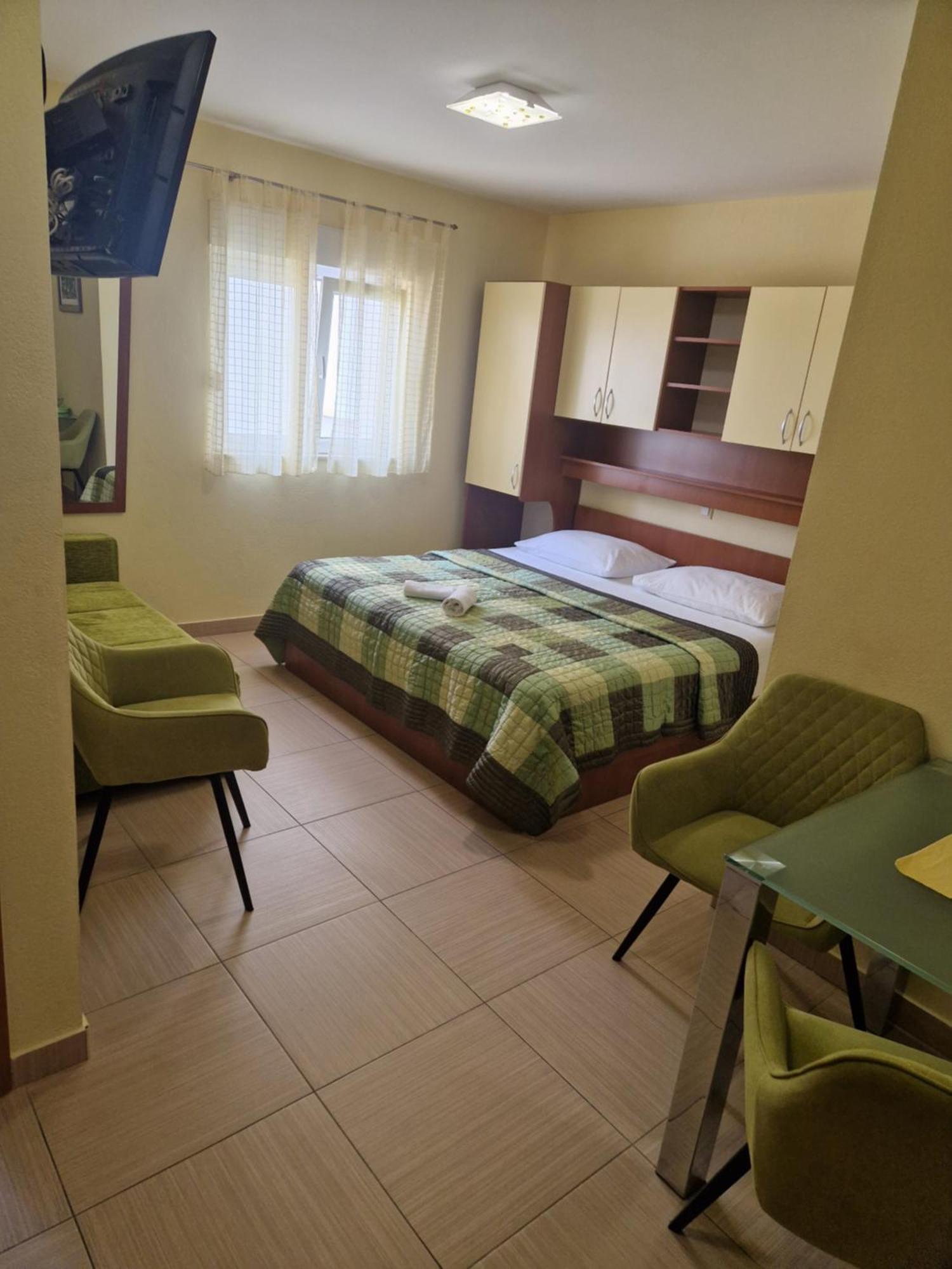 Villa Grgo Apartments Тучепи Экстерьер фото