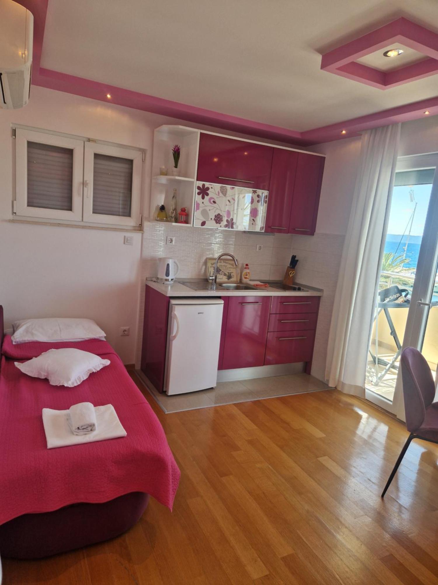 Villa Grgo Apartments Тучепи Экстерьер фото